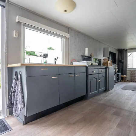 Modern Chalet On The Wadden Sea, Near The Beach